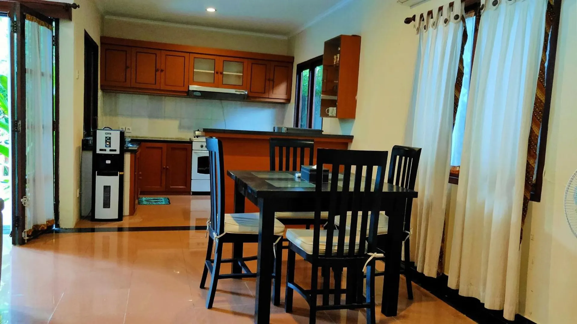 Vantage Point Villas أُلُواتو 0*,  إندونيسيا
